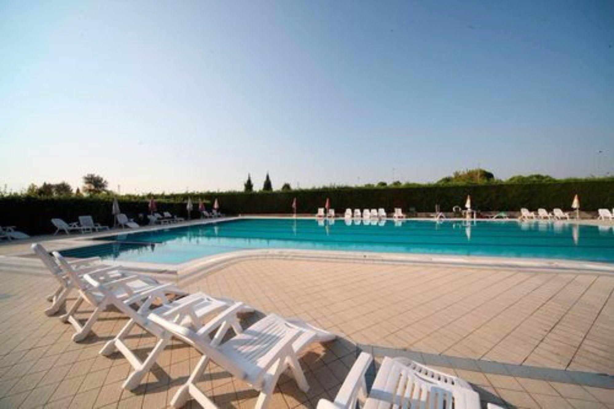 Hotel Residence Campi トレモージネ エクステリア 写真